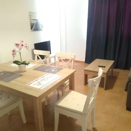 Arrecife Beach Apartmán *